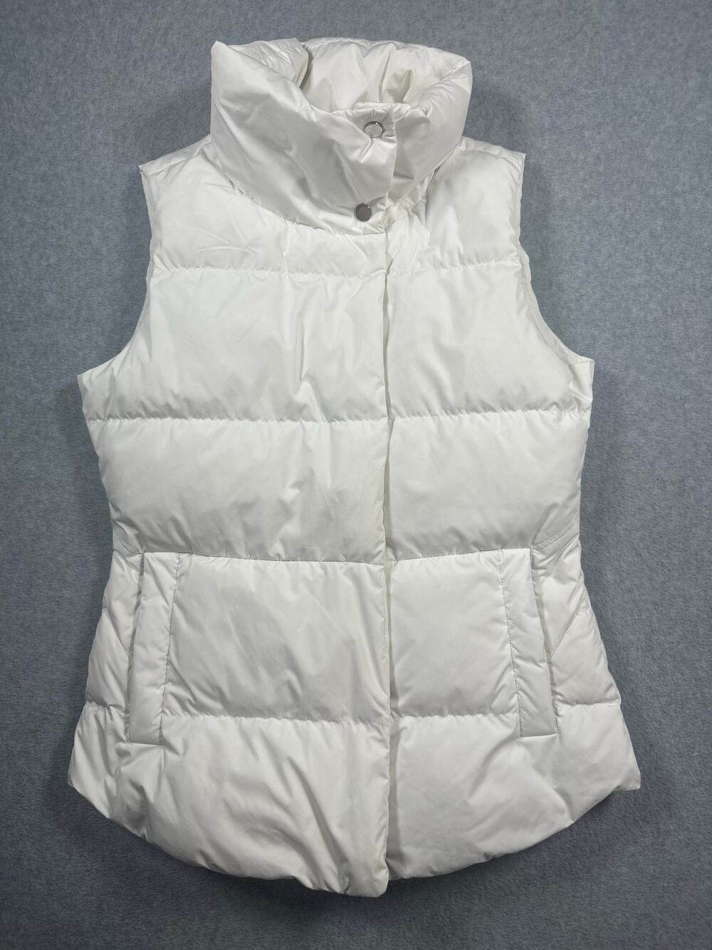 Athleta Downtown Puffer Vest Women's Size SP White Down Quilted Zip Up Casual